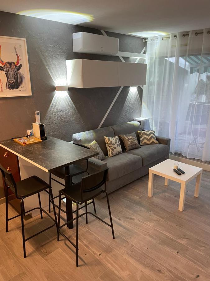 Superbe Studio, Terrasse, Piscine, Parking Le Grau-du-Roi Eksteriør billede